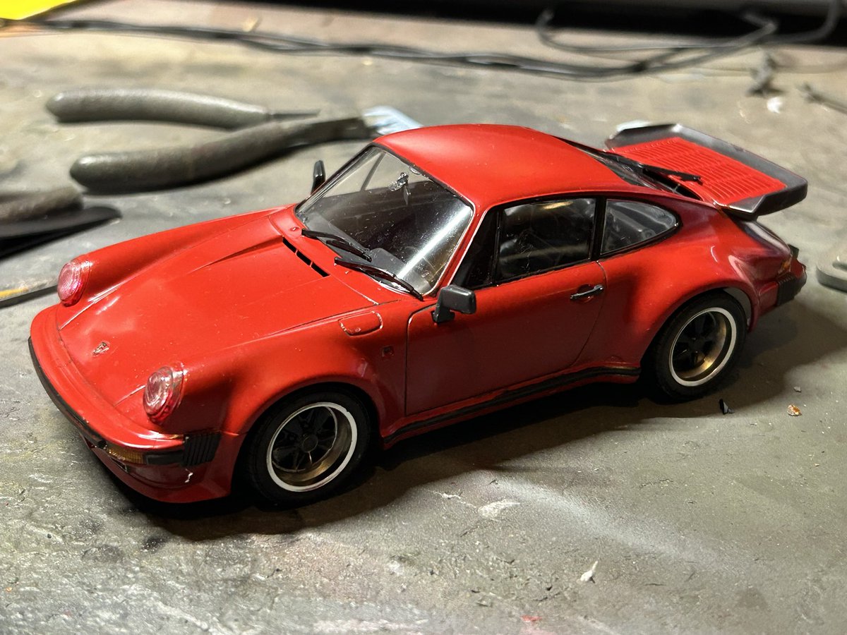 Simon Williams tweet media