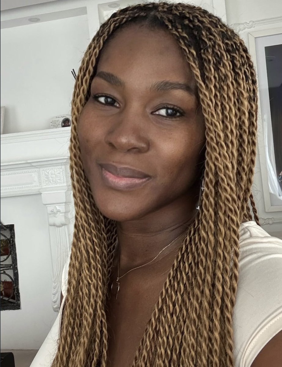 Stephanie Okereke at 33     Stephanie Okereke at 43