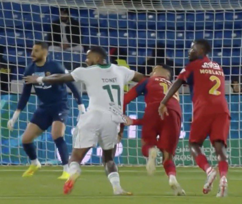 سقراط tweet media