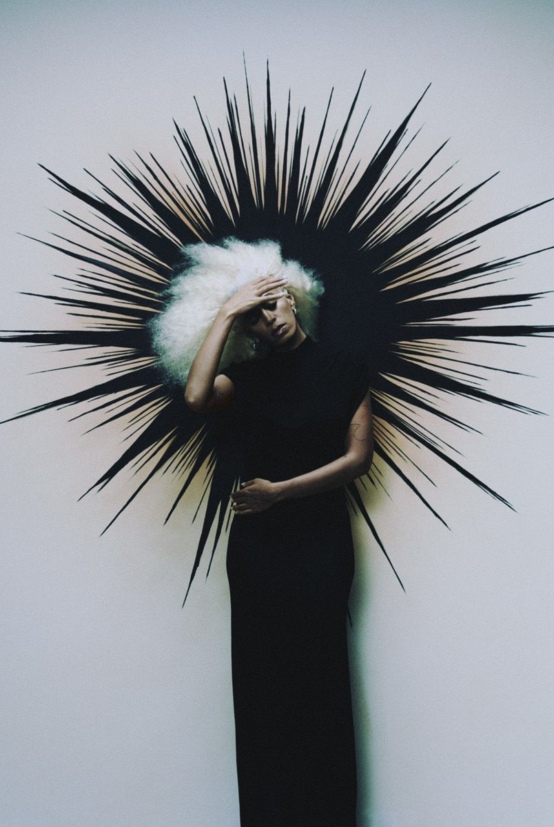 solange hourly tweet media