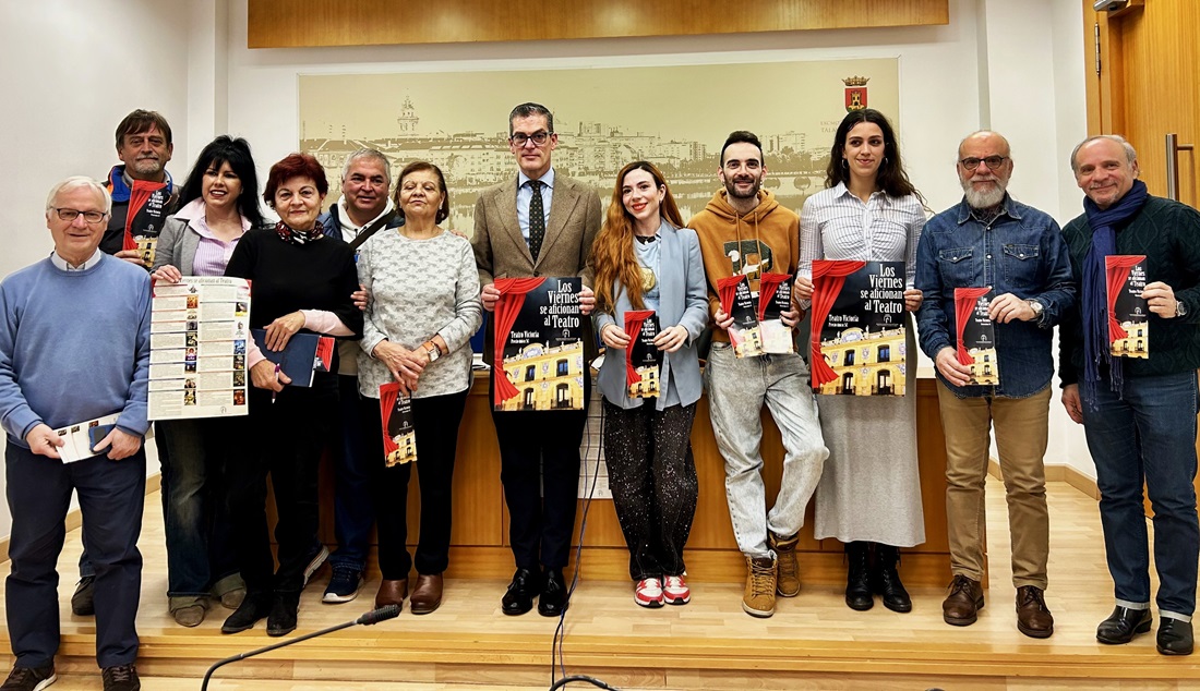 primeraedicion's tweet photo. https://t.co/ML4MYyb0a3 .Los viernes vuelven a aficionarse al teatro en Talavera. Esta nueva edición de Los viernes se aficionan al teatro contará con 16 grupos locales.Este ciclo teatral llegará a unos 63 municipios comarcales. https://t.co/g0ubTYmTXG