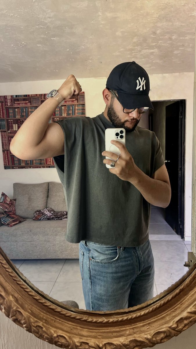 Emilio Macías tweet media