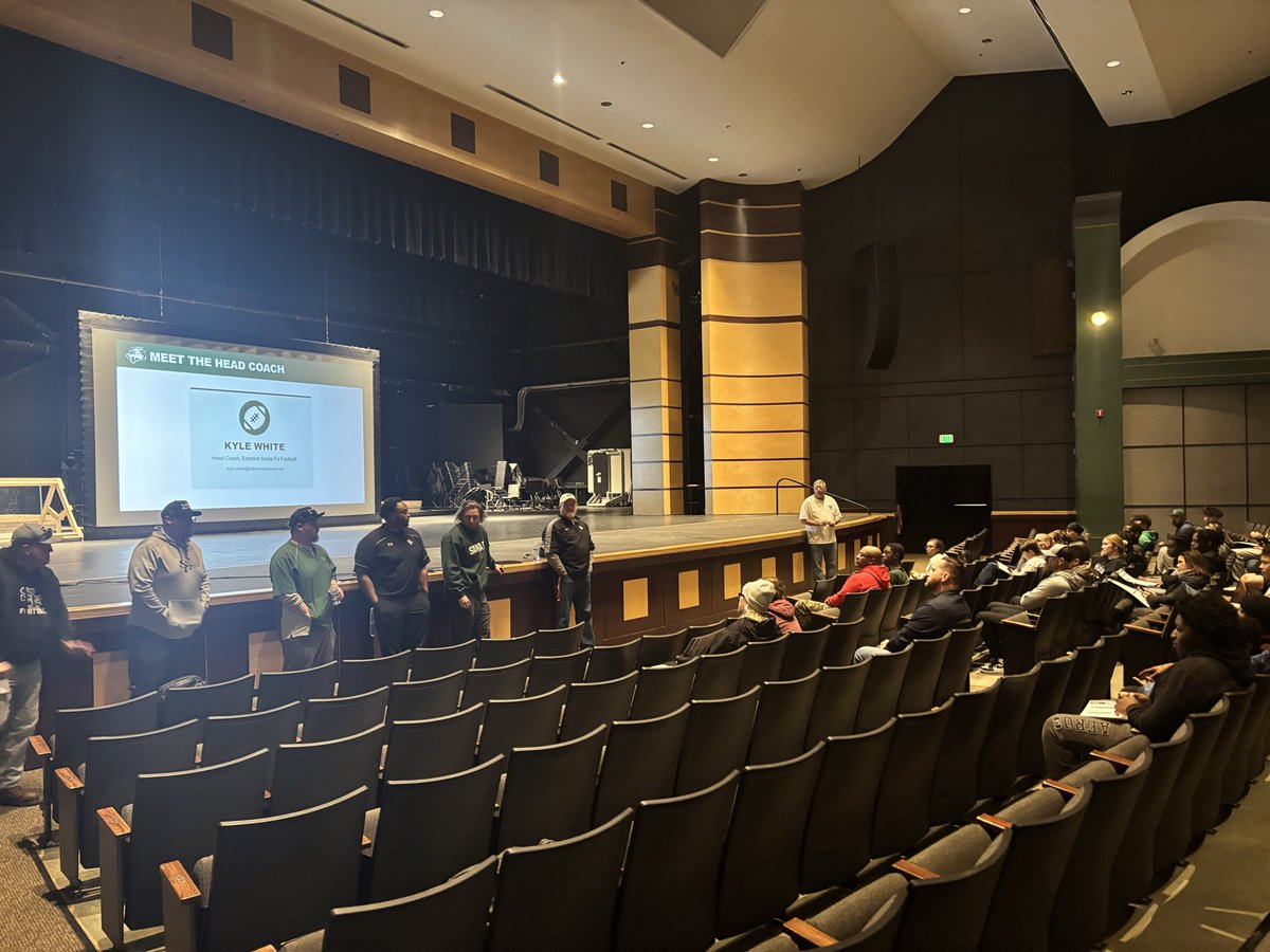 SFwolvesFTBL's tweet photo. We appreciate all the parents and athletes that came out yesterday to our Parent Meeting to kickoff the 2026 Football Seasons!
#CADES https://t.co/RkoKnlI24i