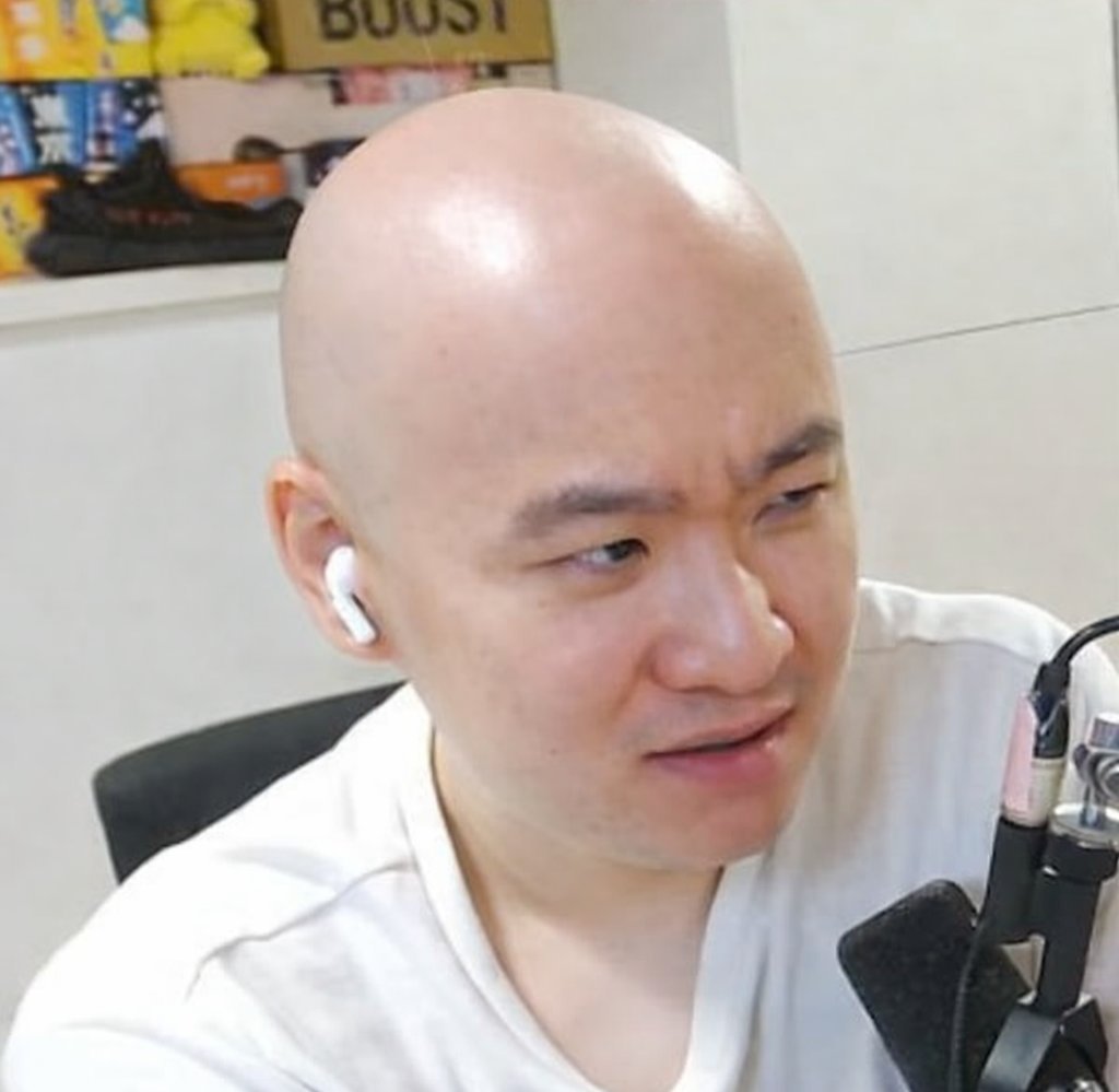 cawcawTV tweet media