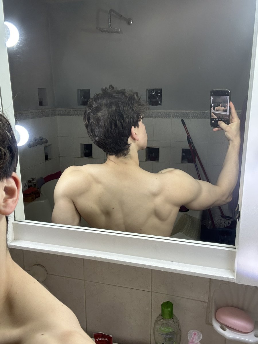 Brian_glz9 tweet media