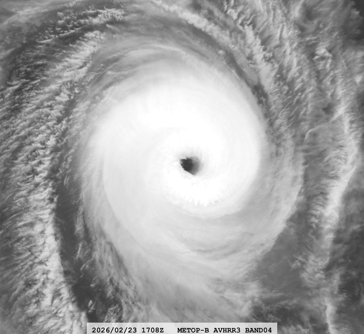 zeb199818's tweet photo. #22S Tropical Cyclone #HORACIO
Satellite: #METOPB #AVHRR3
Channel : B04 (10.8 µm) 1.1 km
Time : 2026/02/23 1708Z
Eye Temp : 20.568 °C
Data Source : #EUMETSAT Data Store L1B
CPA : ~440 km https://t.co/jTKQ1dnODz