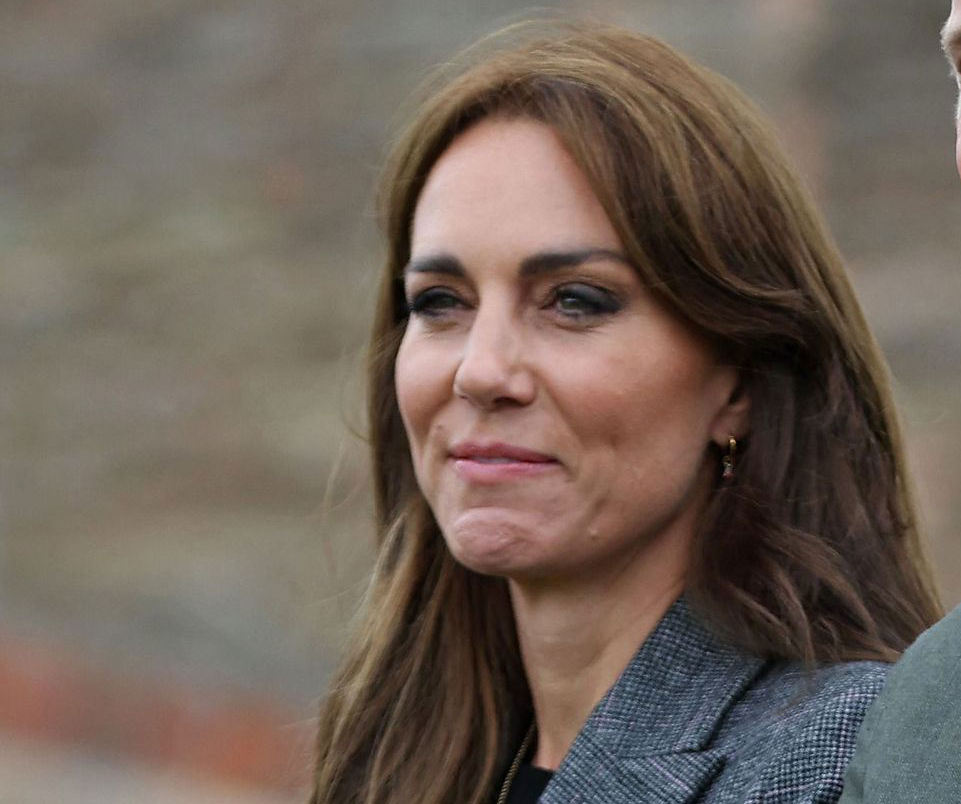 Up the workers says Sal. tweet media