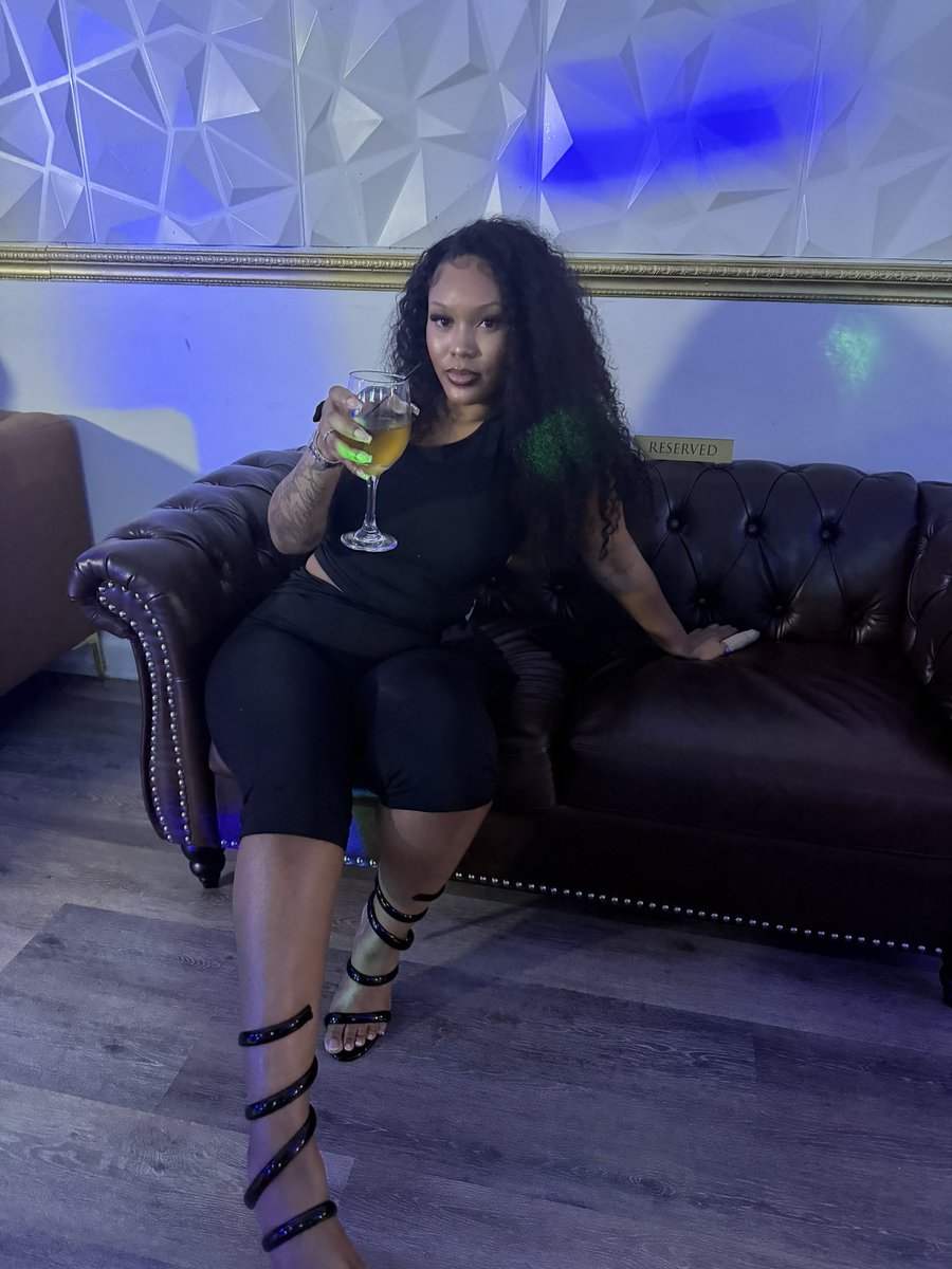 IG: the.plug.daughter 📸 tweet media