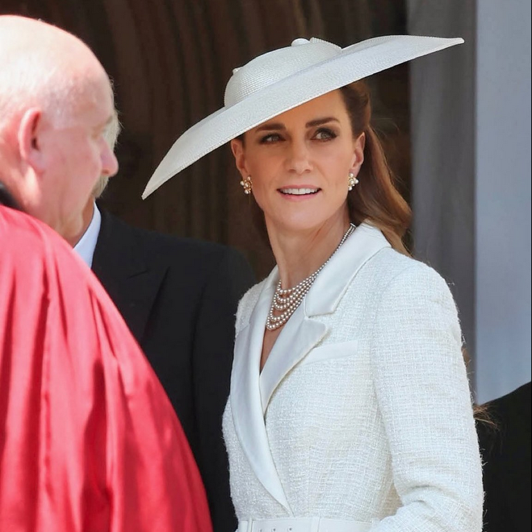 Up the workers says Sal. tweet media