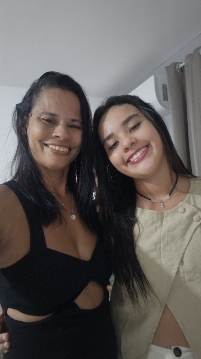 crismaranhao2's tweet photo. MINHA CAÇULA TÁ CRESCENDO RÁPIDO DEMAIS. https://t.co/2SmyEaaNu8