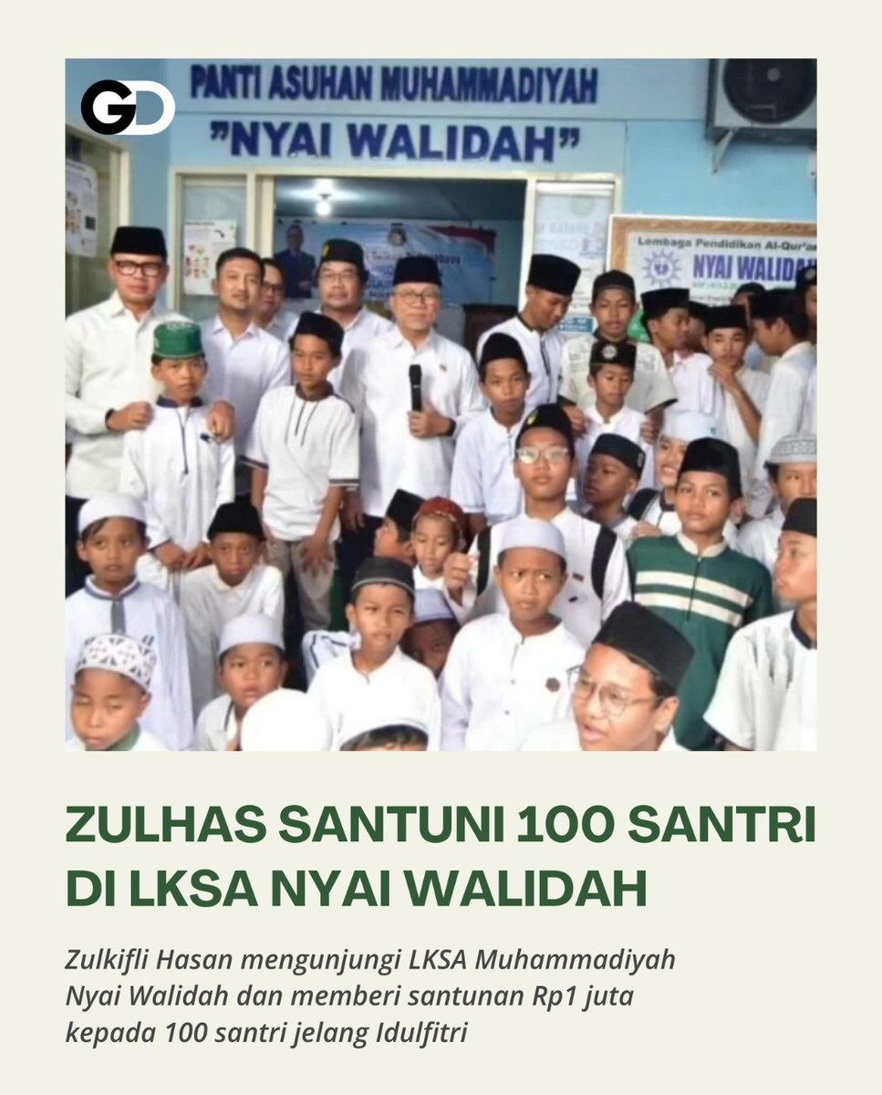 FaridaEma4's tweet photo. Zulkifli Hasan mengunjungi LKSA Muhammadiyah Nyai Walidah dan menyerahkan santunan Rp1 juta kepada 100 santri jelang Idulfitri. #MenkoPangan #PartaiAmanatNasional #ZulkifliHasan #Zulhas #GD_Zulhas https://t.co/KhdkeIfvtI