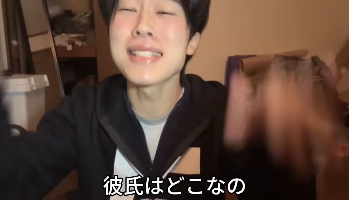 tosaka_chi_18's tweet photo. ←既婚の友人に会った時      推しのコンサート行った帰り→ https://t.co/Iw1ahUxOfm