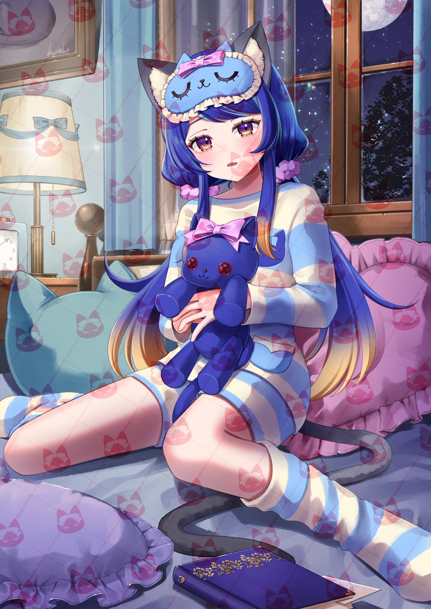 mikemaru_iriam's tweet photo. ✨1枚絵公開✨

みけの立ち絵のママから1.5周年記念にルームウェアの1枚絵を描いてもらったよぉ"♪( ◜ω◝و(و "

あくびの多いおねむ系Vライバーのみけにふさわしい1枚絵/.:° ╰(ˇωˇ )╯;｡:*＼

お部屋もめちゃめちゃ可愛く描いてもらったよぉヾ(*´∀｀*)ﾉｷｬｯｷｬ

みんないっぱい愛でてくれ( ˘ω˘ 🫶)

このぽやっとしてる表情にも注目してくれ(　˙▿˙　)☝