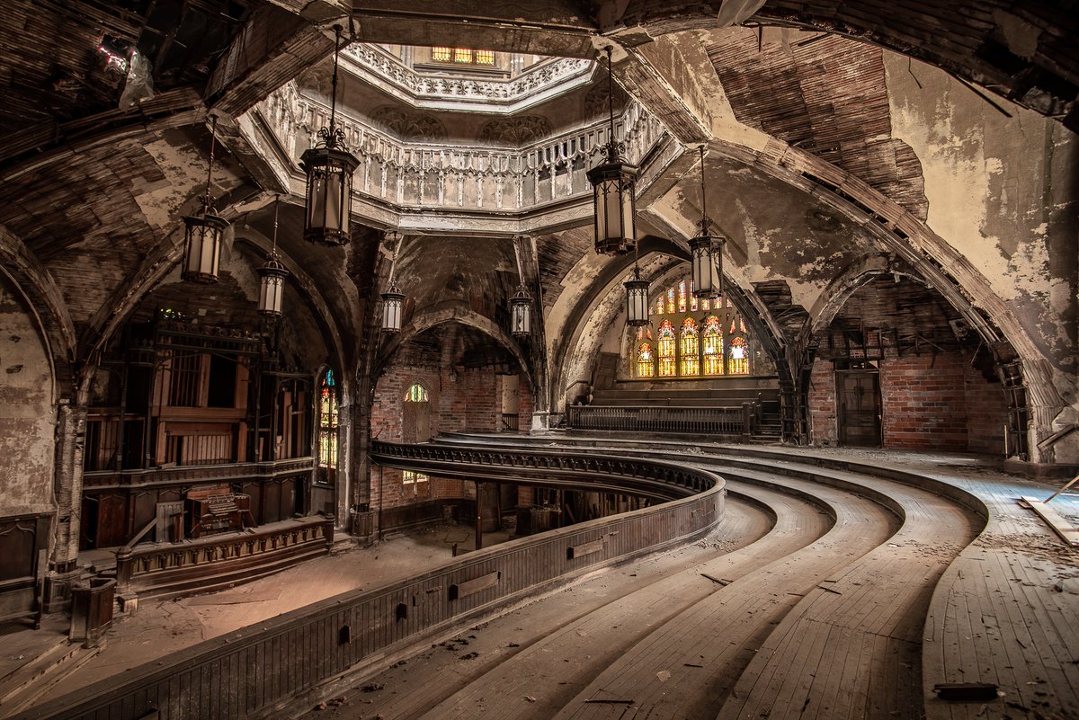 Mr. P. Explores tweet media