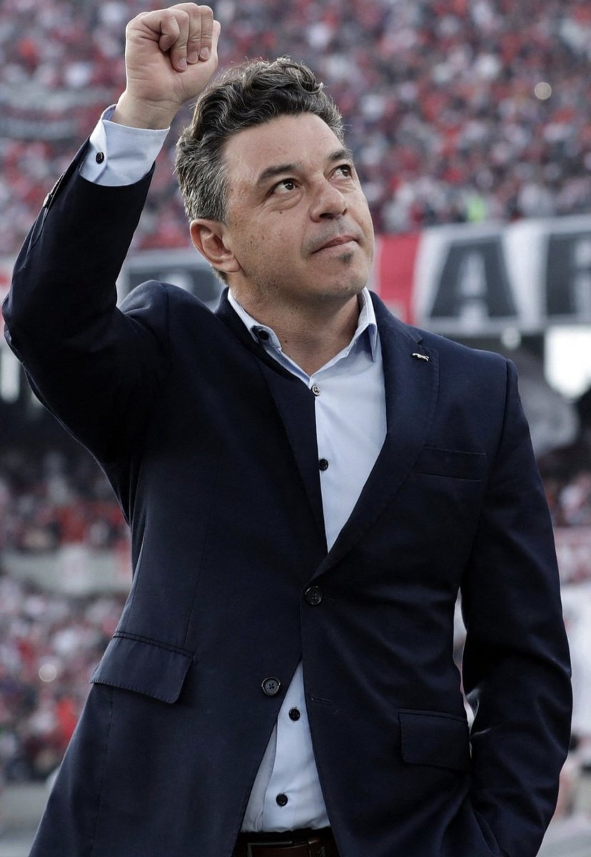 DistasioNicolas's tweet photo. Se va Gallardo. Un entrenador que decidió volver demasiado pronto, que cometió errores y convivió con fracasos deportivos ineditos en su vida. Tuvo el gesto con el Club que muchos le exigían y no se aferró a un puesto que le pertenece por sus enormes logros

Sigue siendo leyenda! https://t.co/c7NKMdqERM