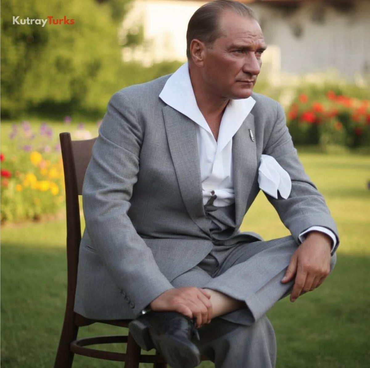 Bizim alt ve üst kimliğimiz yoktur biz büyük Türk Mîlleti 'yiz. TBMM Başkanı Türk Orduları Başkomutanı Mareşal  #MustafaKemalATATÜRK 💪🇹🇷💪1️⃣9️⃣3️⃣8️⃣♾👊🤘🏻♥️🤘🏻👊