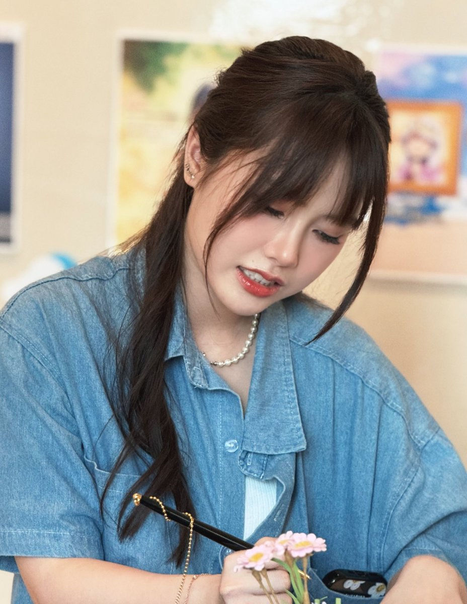 นอตอ tweet media