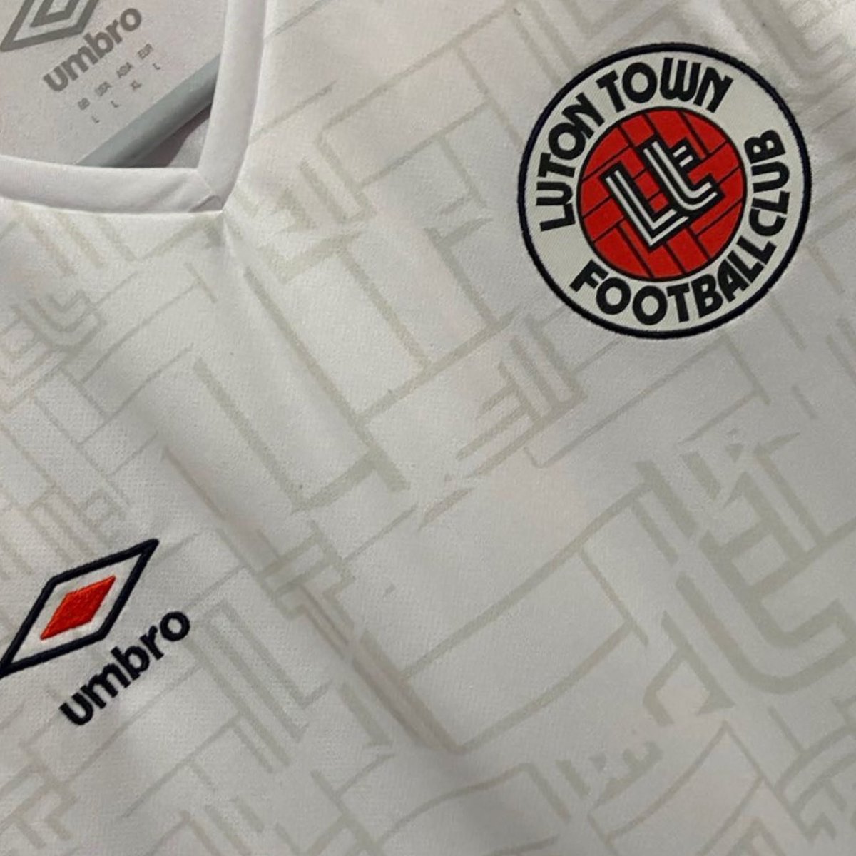 Luton Town 24/25 Home Forma

600₺🎉

M Beden✅