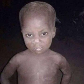 DrBellahh's tweet image. There should not be Gender Roles, Men too can fetch firewood and carry the baby 🐥🐥🍼 and we both shall be happy! 
#gender