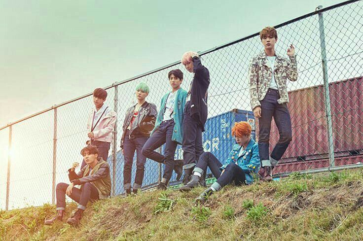 BTSarg_official's tweet photo. “Run BTS” de BTS ha superado los 590 MILLONES de streams en Spotify! 🔥🎧
💜✨
#RunBTS #BTS #Spotify #ARMY #BTSOnSpotify https://t.co/wIp9Hz432g
