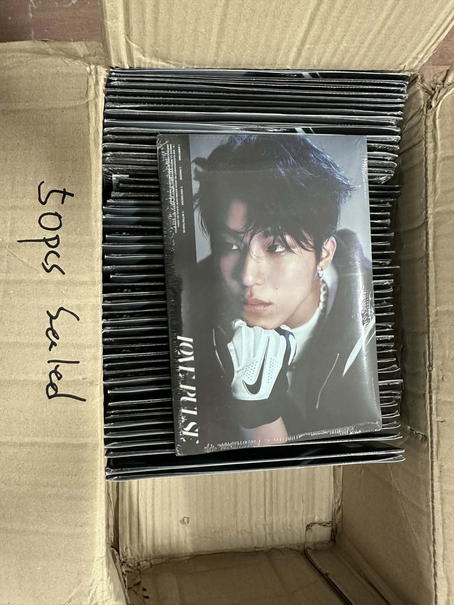 BangWinKon's tweet photo. [NOT YET ONHAND] 

TREASURE LOVE PULSE - SPORTY VER ONLY

— junkyu, asahi, park jeongwoo
— ₱150 ea sure member 
— dop march 15 
— eta april 
— 50 slots per member 
— delivered to my korea add but schedule pick up is after dop

rfs: need funds for refunds 

HELP RT PLEASE https://t.co/q7c3HBRtdh