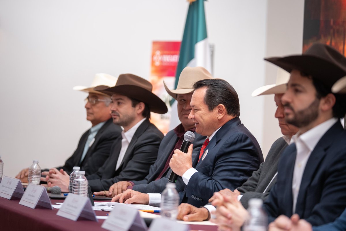 Joaquín Díaz Mena tweet media