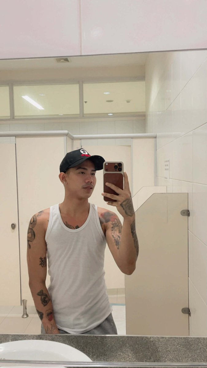 Matt'Fuck. tweet media