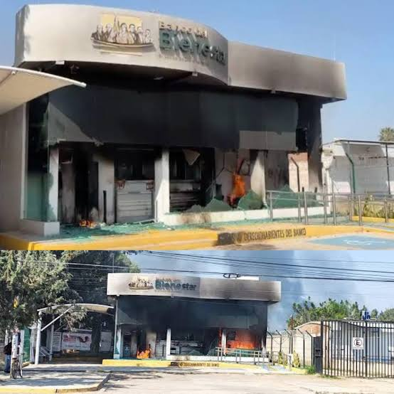 20PeterMel's tweet photo. Atentados terroristas del CJNG contra sucursales del Banco Del Bienestar
Michoacán 25
Jalisco 22
Zacatecas 5
Guanajuato 3
Edo Mex 3
Puebla 1

Mensaje:
Sheimbaum Rompiste nuestro pacto aceptando de Trump que los Navy Seals de EEUU dieran caza y abatieran a tu patrón el Mencho https://t.co/5BzTbJqntX