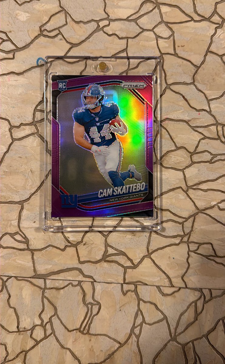 The Autograph Man tweet media