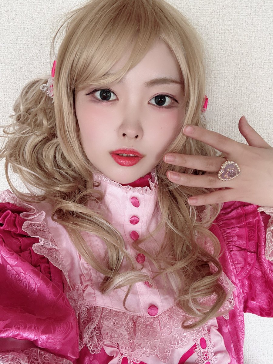 夜道໒꒱ tweet media