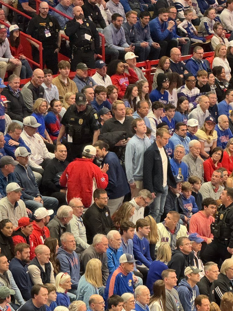 Beware Phog tweet media