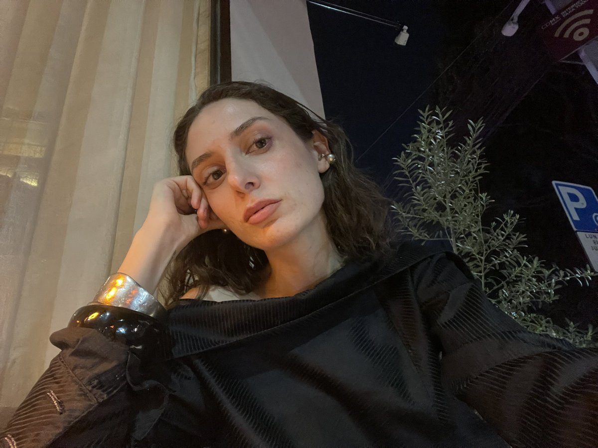 la_aramo's tweet photo. Xx💋 https://t.co/VQFW3wMIbK