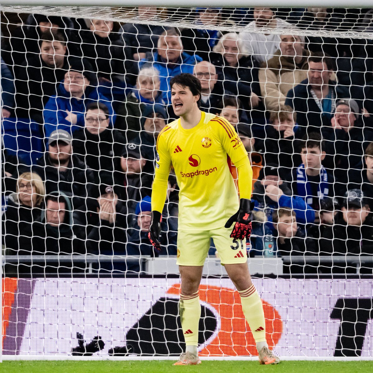 Senne Lammens: "I think as a keeper in general, and at Manchester United, the pressure is even bigger, I just have to keep calm. I know I have the qualities, otherwise I wouldn't be here. My teammates support me a lot." #MUFC