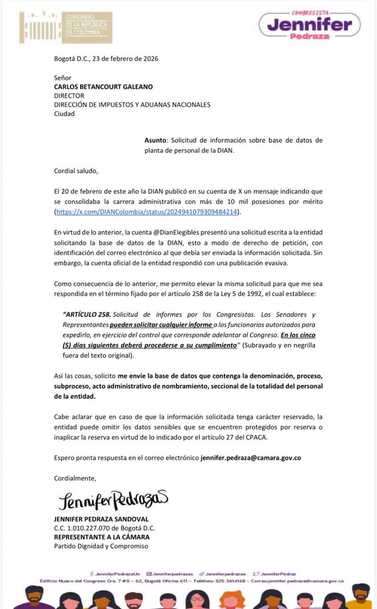 JenniferPedraz's tweet photo. La @DIANColombia dice que consolidó la carrera con más de 10 mil posesiones por mérito, pero cuando se les pide la base de datos de los nombramientos, responden con evasivas en redes.
Hoy, en ejercicio del control político, solicité formalmente esa información a ver si a mi sí me la dan y cesa la burla a las personas que ganaron los concursos de méritos. La transparencia no se tuitea, se demuestra.