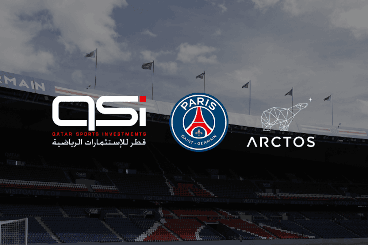 AchilleA1's tweet photo. ℹ️Les conséquences du rachat d'Arctos Partners par KKR

Avec l'appui de KKR (très puissant dans l'immobilier et le "Private Equity"), le PSG renforce sa position dans le bras de fer avec la mairie de Paris pour l'achat du Parc des Princes ou la construction d'un nouveau stade.

La politique du club passe d'une logique de "locataire" à une logique de "propriétaire foncier", essentielle pour augmenter les revenus récurrents et la valorisation du club.

Arctos utilise des outils d'analyse de données très poussés pour optimiser les revenus (ticketing, merchandising). KKR apporte les moyens technologiques pour accélérer cette transition digitale.

L'apport de capitaux et la valorisation à 4,25 milliards d'euros donnent une base solide au club pour justifier ses revenus auprès de l'UEFA.

Le PSG ne veut plus être seulement un club de football, mais une marque de "lifestyle" mondiale. L'influence de ces fonds va aider le PSG à sécuriser de nouveaux contrats de sponsoring massifs et à préparer la Coupe du Monde 2026 qui aura lieu en Amérique du Nord.

Le PSG n'est plus seulement l'ambassadeur sportif du Qatar, il devient une entité commerciale globale. #PSG