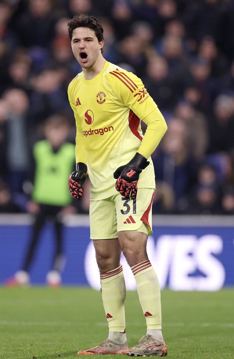 اقسم بالله تاريخي ياخي انت و بس تخيلوا كان اموريم يبي مارتينز اشوى م سمعوا كلامه وجابوا ذا القوت ❤️🫡🐐