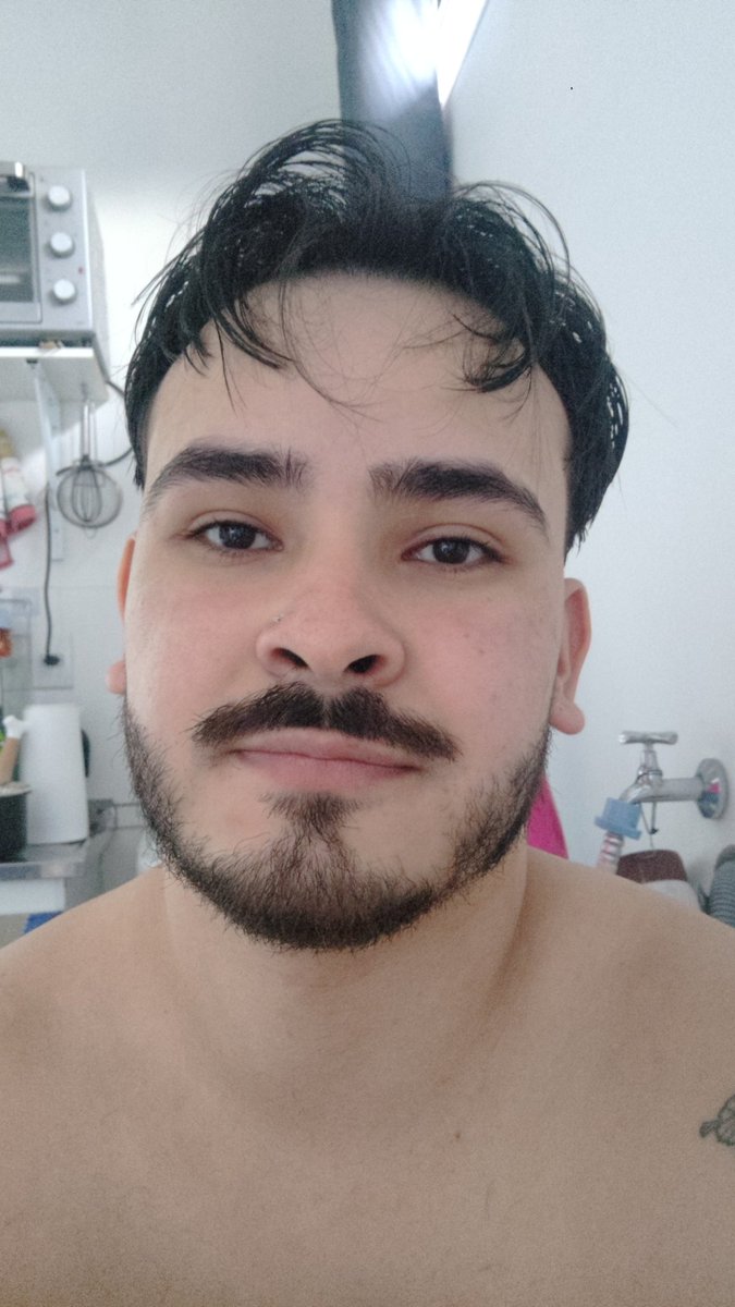 ativo romântico tweet media