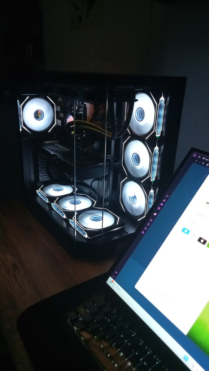 Annem ve babam sağolsun sahalara geri döndüm iyiki varsınız ❤️