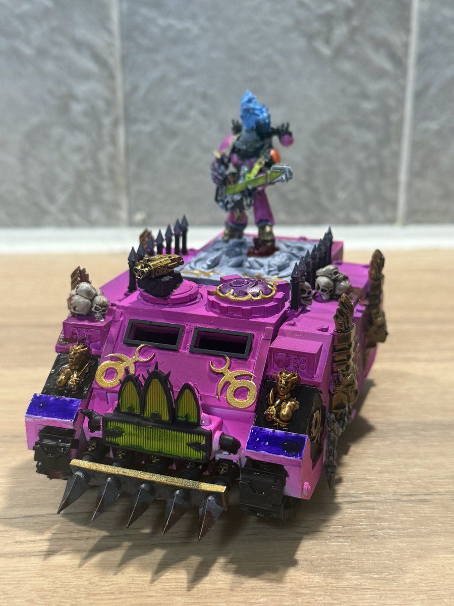 ThatGuyChar_'s tweet photo. EC Rhino https://t.co/3rTW5N7QgL