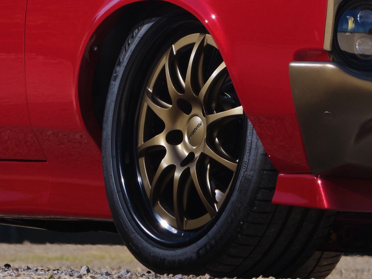 ForgelineWheels's tweet photo. Angry goat. This stunning 1966 #Pontiac #GTO was built by #GriffinAutomotiveDesign and was a #StreetMachine of the Year contender, at the 2025 @goodguys Summit Racing Nationals, in Columbus, Ohio. It's powered by a supercharged Chevrolet Performance LT4 mated to a 6-speed manual transmission and rides on Ridetech suspension, Wilwood disc brakes, 245/40ZR18 & 325/30ZR19 Michelin Pilot Sport 4S tires, and 18x8.5/19x12 #Forgeline forged three piece #GZ3 wheels finished with Anodized Bronze centers & Gloss Black outers. See more at: https://t.co/AFKa83lIoI
🇺🇸🇺🇸🇺🇸
-----------
📸: NotStock Photography
Wheel: #ForgelineGZ3
Type: Three Piece Forged
Series: Performance Series
Size: 18x8.5 & 19x12.0
Finish: Anodized Bronze Centers with Gloss Black Outers