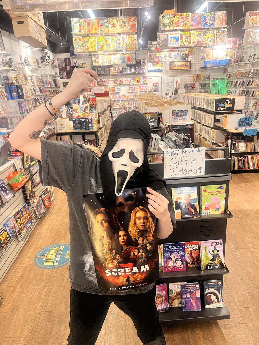 Comic Carnival tweet media