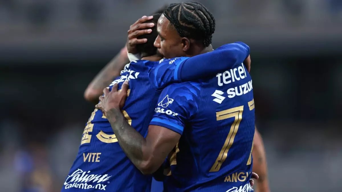 PUMAS VENCIÓ 2-0 A MONTERREY EN LIGA MX
Los Pumas UNAM se impusieron a Monterrey con un doblete de Álvaro Angulo y mantienen su invicto en el Clausura 2026. #LigaMX #Pumas #Rayados