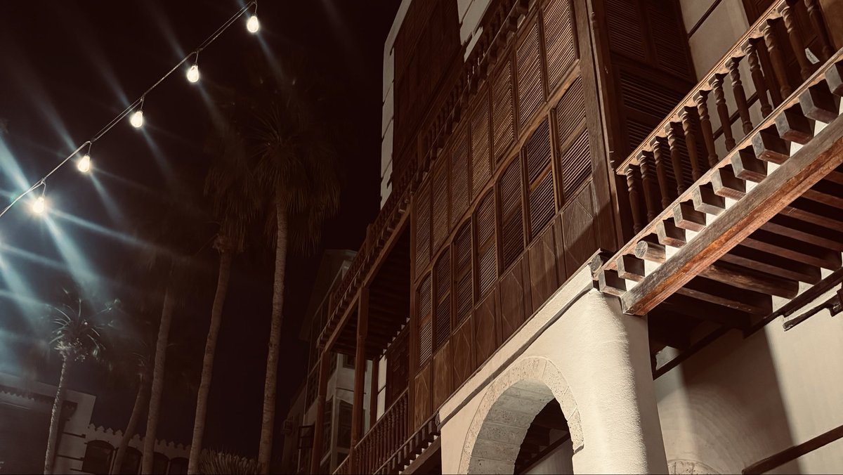 rl_7mm's tweet photo. جددده يا جده🤍🌙 https://t.co/EaemBu49d1