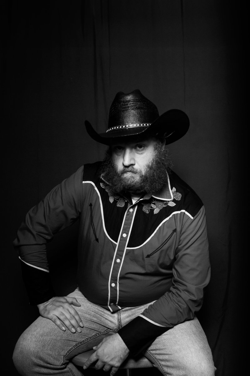 patrioticgifts's tweet photo. took some self portraits earlier.....
I think I did pretty alright!
#canon #godox #model #models #western #boots #jeans #texan #coofandy #modelling https://t.co/IxkTz2UcwS