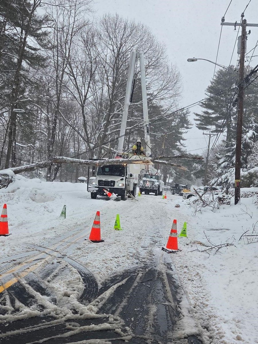 Eversource CT tweet media