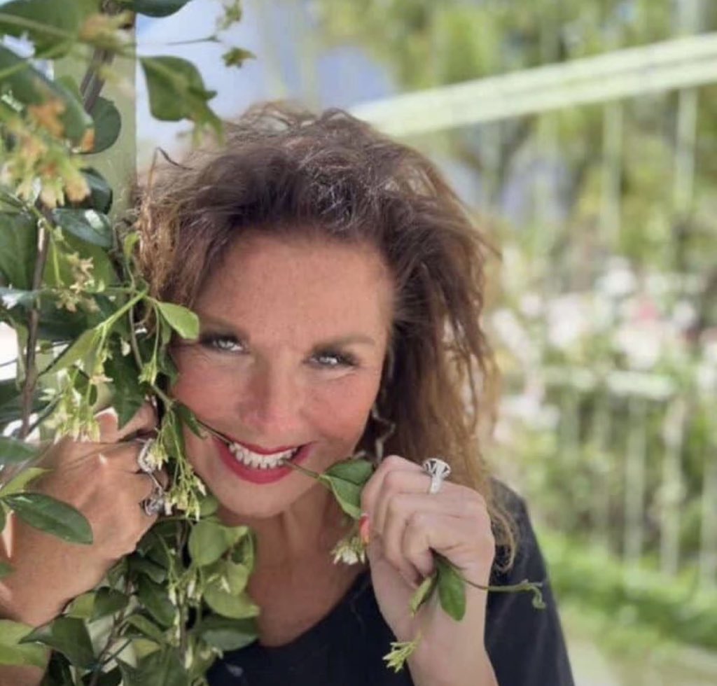 Only watched the clips of this season but I’m on the edge of my seat here refreshing my feed #LoveIslandAllStars