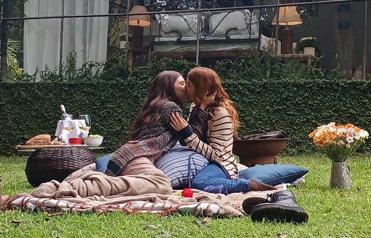 OI GENTE ACHO QUE VOU EXPLODIR