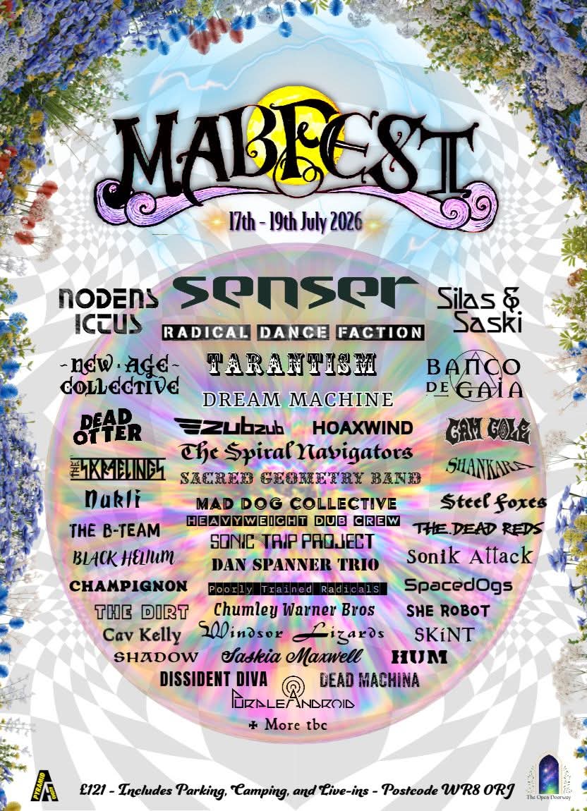 leon_pig's tweet photo. just landed.. full line up.. be a cracker!! https://t.co/5NH6IN3yvs