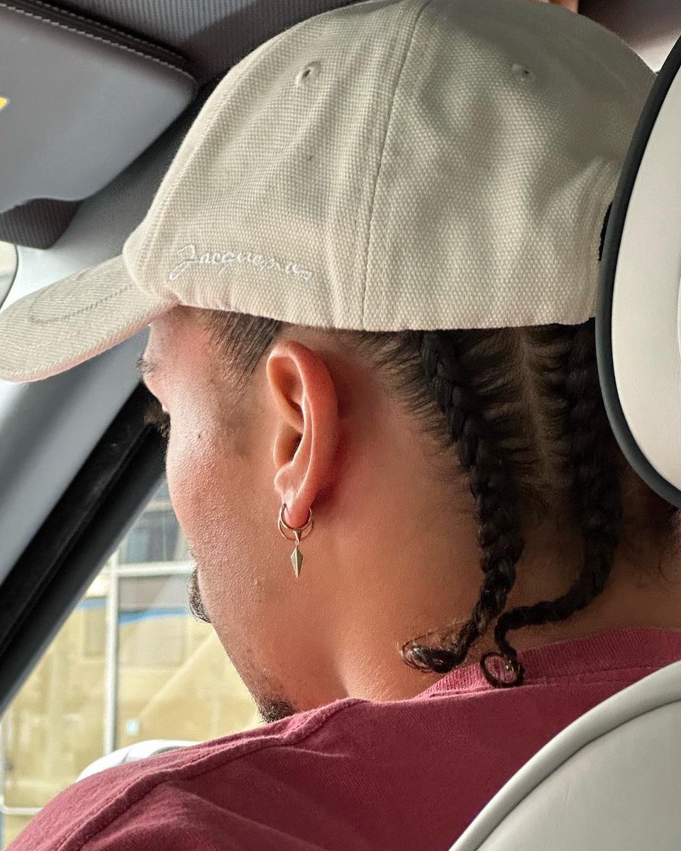 shev ⋆.ೃ࿔*:･ (@shevvos) on Twitter photo 