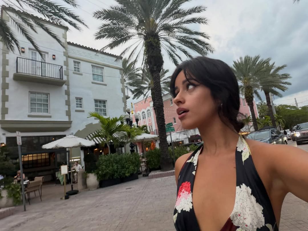 OPortalCs's tweet photo. PERFEITA 😍 

"feliz temporada de Peixes, peixinhos 🐋🐬🐬🐟🐬”

Camila Cabello em nova postagem no Instagram https://t.co/U2YpWMwTpd